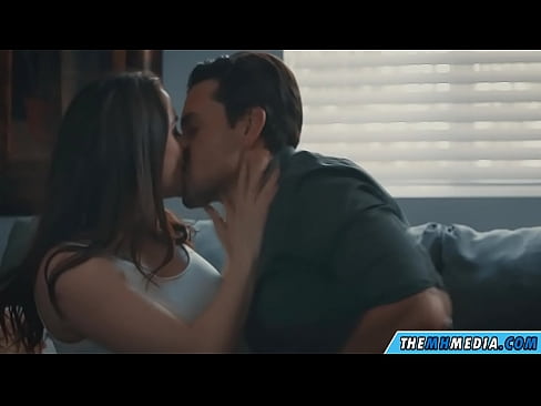 ❤️ رابطه جنسی عاشقانه با یک مادر خوش اندام ❤️ فوق پورن در ما ❌