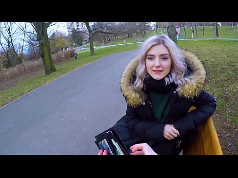 ❤️ برای پول، تقدیر از یک غریبه را قورت می دهد - کار بامزه در پارک اثر Eva Elfie ❤️ فوق پورن در ما ❌